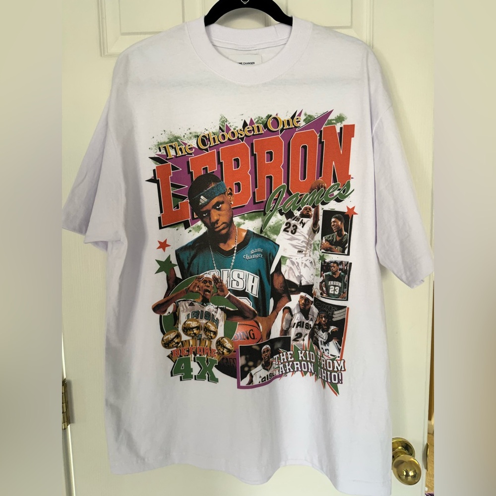 ❤️NWOT LeBron James Graphic White Graphic Men's Shirt XL